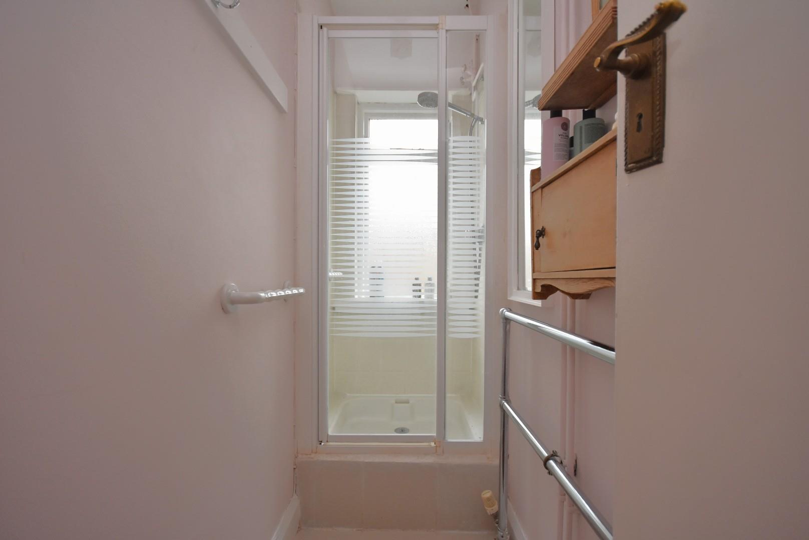 119 Plymouth Road, Penarth, CF64 5DF